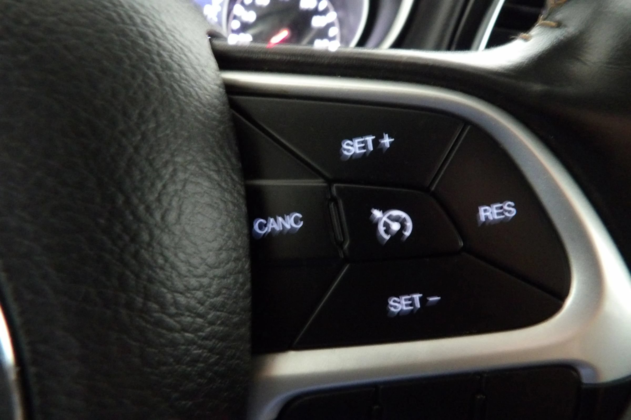 Used 2018 Jeep Compass Limited w/ Navigation Group FWD image 21