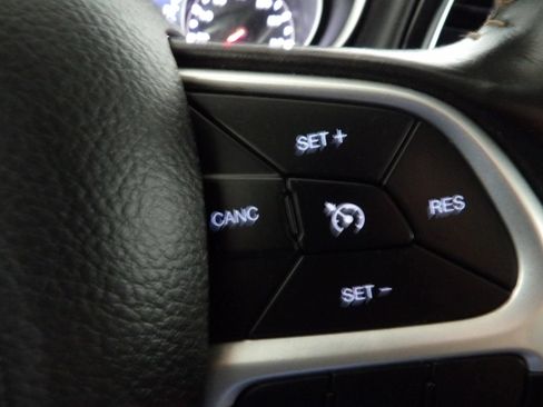 Used 2018 Jeep Compass Limited w/ Navigation Group FWD image 21