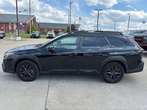 Used 2024 Subaru Outback Onyx Edition AWD/4WD image 4