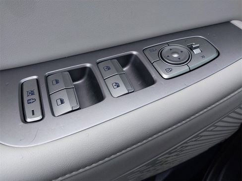 Used 2024 Hyundai Palisade Limited image 23