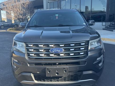 Used 2016 Ford Explorer Limited image 2