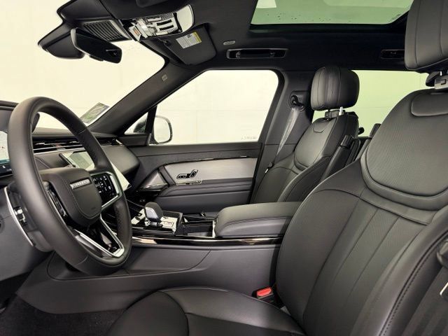 New 2026 Land Rover Range Rover Sport SE AWD/4WD image 5