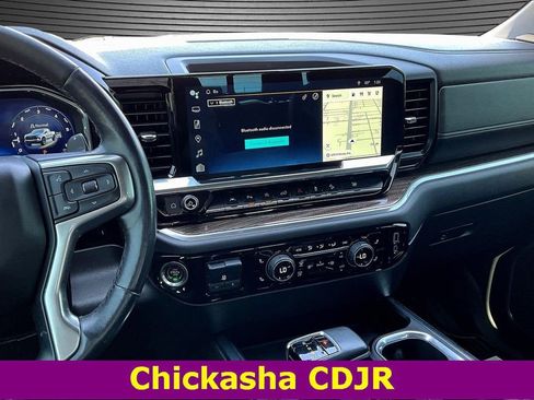 Used 2022 Chevrolet Silverado 1500 LT Trail Boss w/ LT Trail Boss Premium Package image 9