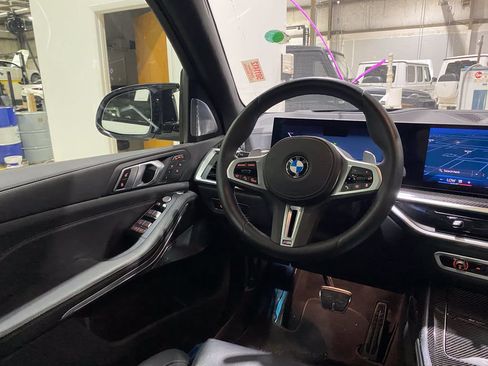 Used 2025 BMW X7 M60i w/ Executive Package AWD/4WD image 3