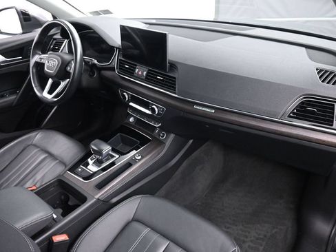 Used 2021 Audi Q5 e Premium Plus w/ Premium Plus Package AWD/4WD image 21