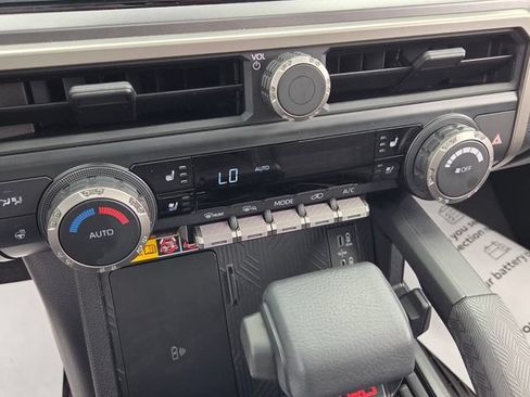 Used 2026 Toyota 4Runner TRD Off-Road Premium AWD/4WD image 20