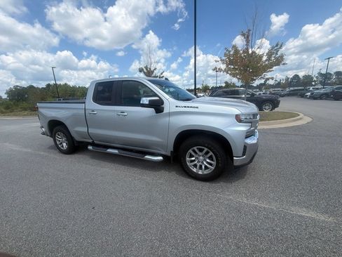 Used 2019 Chevrolet Silverado 1500 LT w/ All-Star Edition RWD image 8
