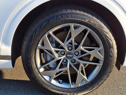 Certified 2023 Genesis GV70 2.5T w/ Select Package image 8