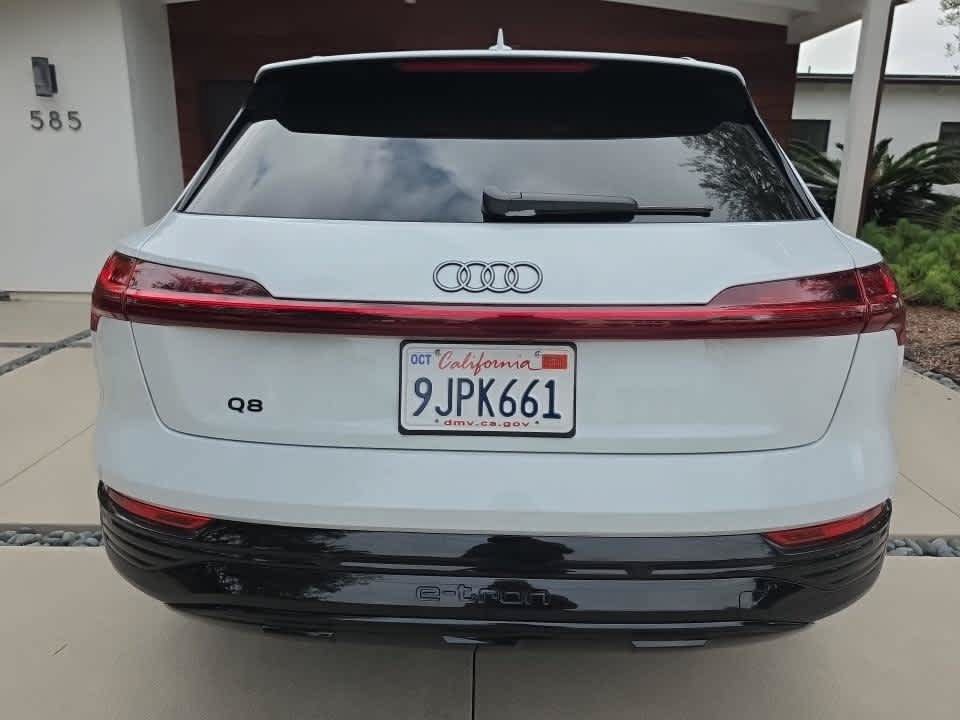 Used 2024 Audi Q8 e-tron Premium Plus AWD/4WD image 5