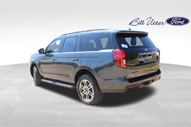 New 2026 Ford Expedition Active RWD image 4