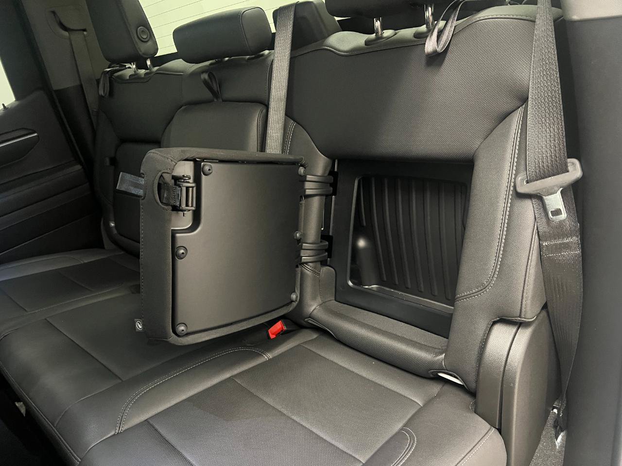 Used 2026 GMC Sierra 1500 SLT RWD image 32
