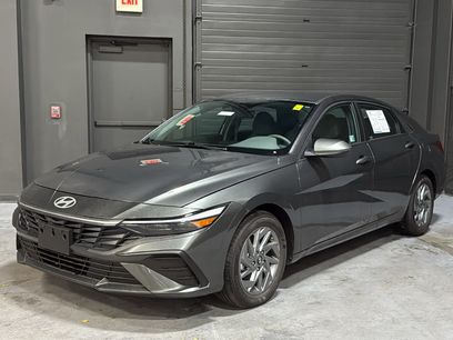 Used 2025 Hyundai Elantra Hybrid