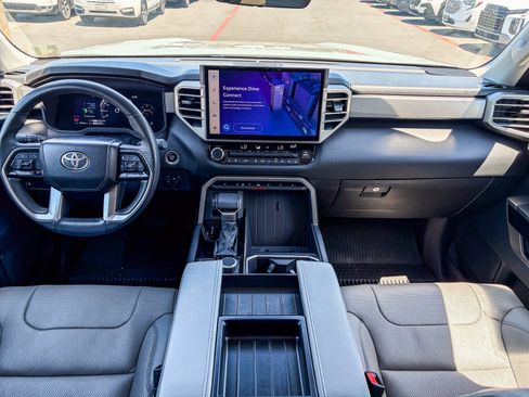 Used 2024 Toyota Tundra Limited AWD/4WD image 11