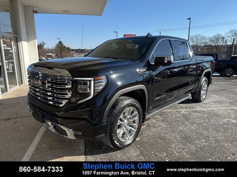 Used 2022 GMC Sierra 1500 Denali image 3