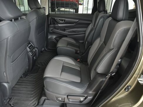 Used 2022 Subaru Ascent Onyx Edition image 16