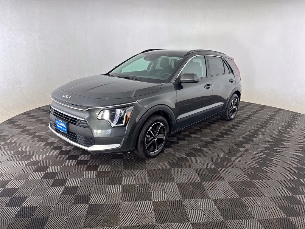 Used 2025 Kia Niro LX FWD image 4