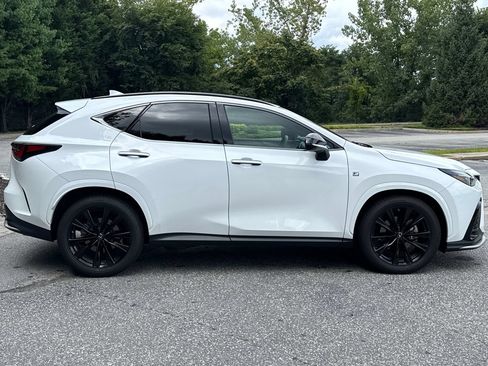 Used 2022 Lexus NX 350 F Sport w/ Towing Package (2000 Lbs) AWD/4WD image 4