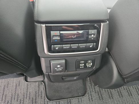 New 2026 Subaru Ascent Touring AWD/4WD image 18