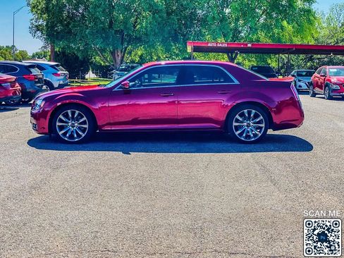 Used 2014 Chrysler 300 S w/ Luxury Group image 4