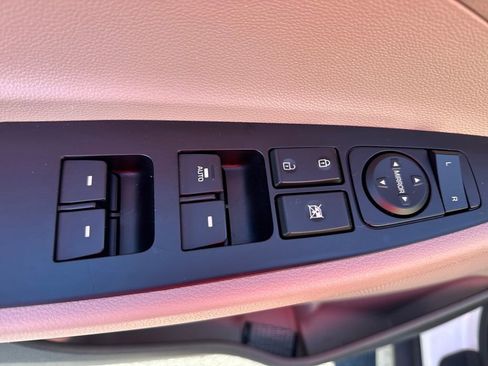 Used 2018 Hyundai Tucson SEL image 12