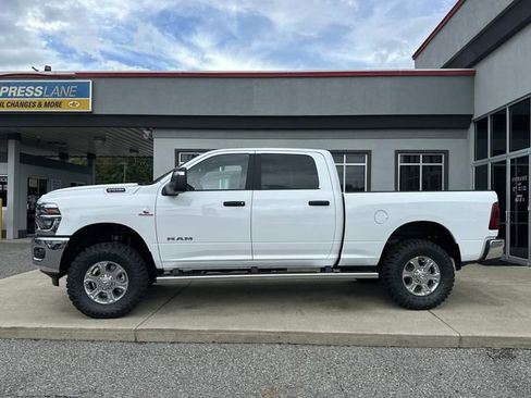 New 2026 RAM 2500 Big Horn image 8