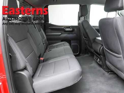 Used 2023 Chevrolet Silverado 1500 LT AWD/4WD image 25