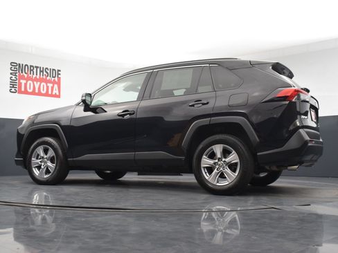 Used 2022 Toyota RAV4 XLE AWD/4WD image 25