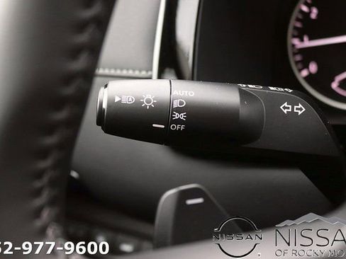 New 2026 Nissan Pathfinder SV image 27