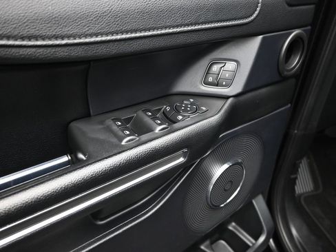 Certified 2020 Ford Expedition XLT w/ Equipment Group 202A image 11