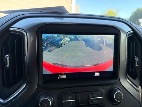Used 2022 Chevrolet Silverado 2500 LT w/ Convenience Package AWD/4WD image 21