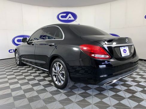 Used 2017 Mercedes-Benz C 300 Sedan image 5