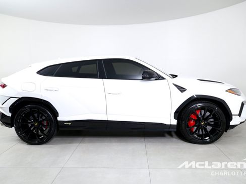 Used 2023 Lamborghini Urus S AWD/4WD image 9