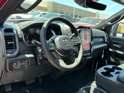 New 2026 RAM 3500 Laramie AWD/4WD image 17