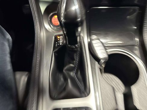 Used 2017 Nissan Maxima SR FWD image 32