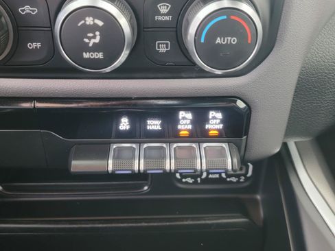 Used 2021 RAM 1500 Big Horn AWD/4WD image 23