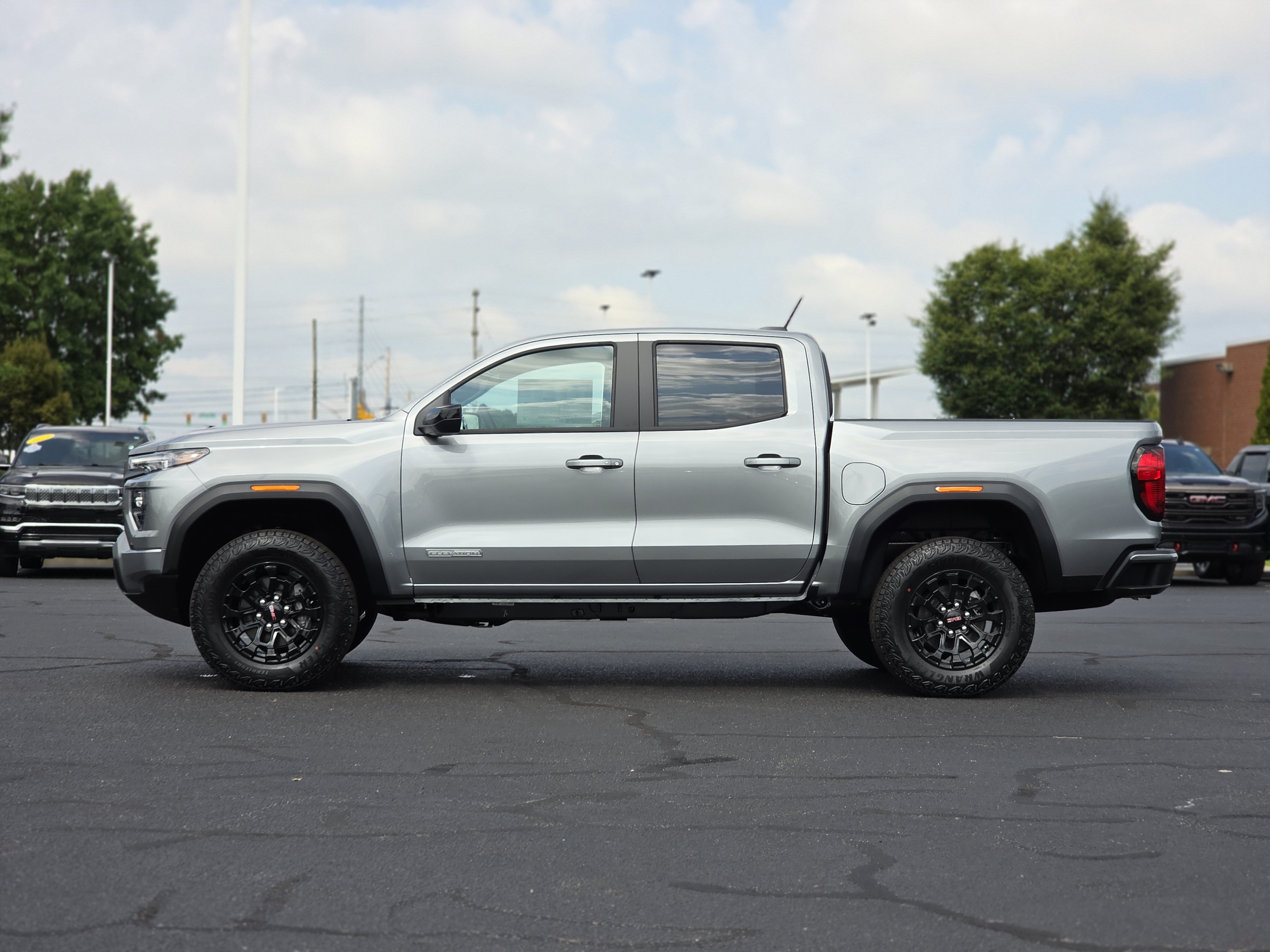 New 2026 GMC Canyon Elevation w/ Convenience Package RWD image 4