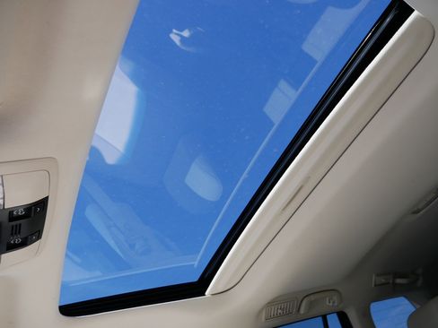 Used 2023 Lexus GX 460 Premium image 32