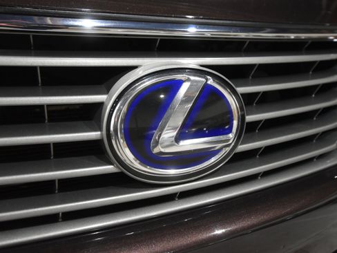 Used 2013 Lexus RX 450h AWD image 3