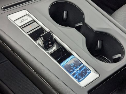 New 2026 Volkswagen Atlas SE image 24