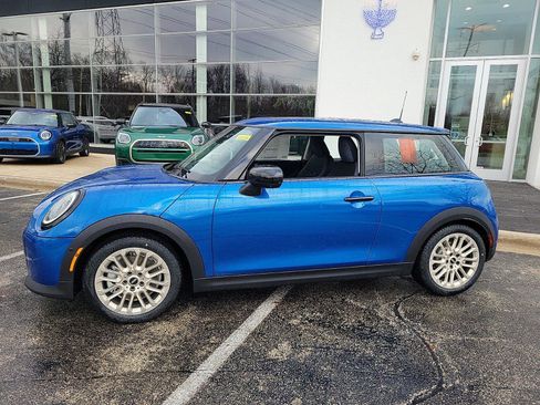Certified 2025 MINI Cooper S FWD image 2