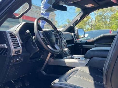 Used 2015 Ford F150 Platinum w/ Equipment Group 701A Luxury AWD/4WD image 27