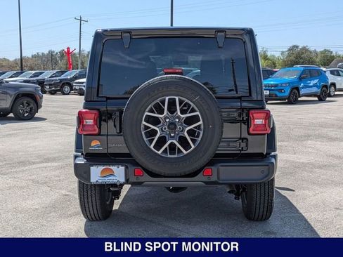New 2025 Jeep Wrangler Unlimited Sahara w/ Safety Group AWD/4WD image 6