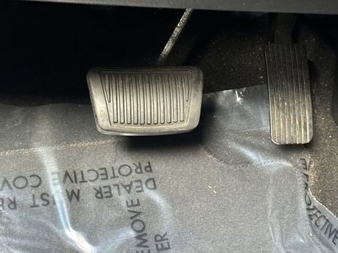 Used 2023 Hyundai Kona SE w/ Cargo Package FWD image 43