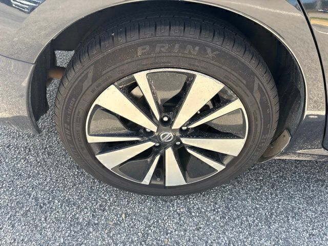 Used 2022 Nissan Altima 2.5 SV FWD image 6