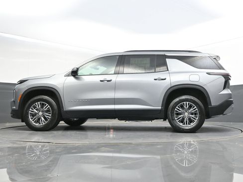 New 2026 Chevrolet Traverse LT FWD image 44