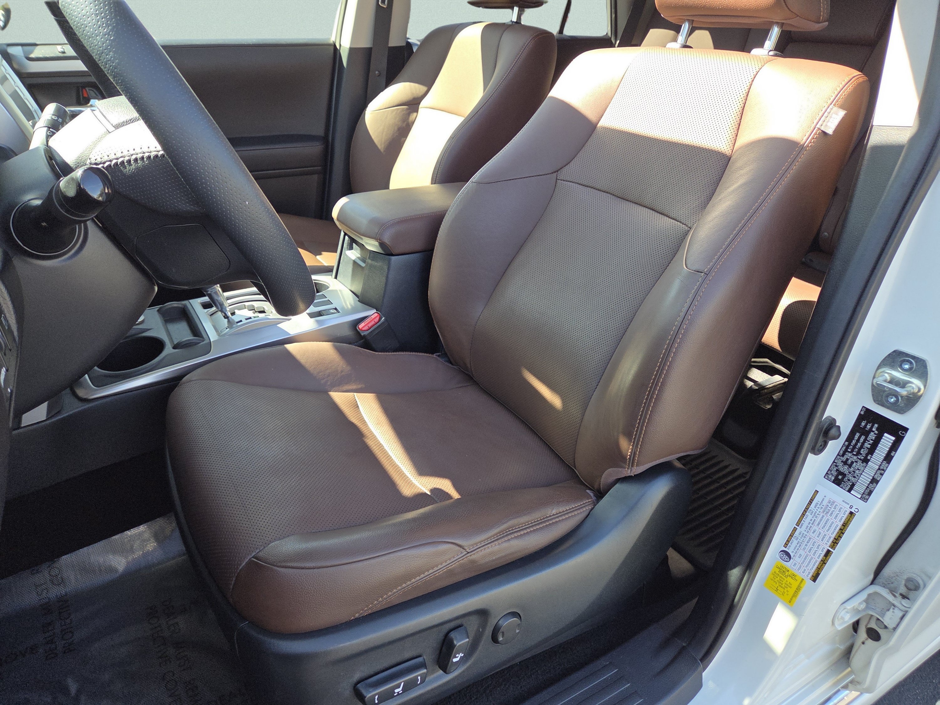Certified 2022 Toyota 4Runner Limited AWD/4WD image 6