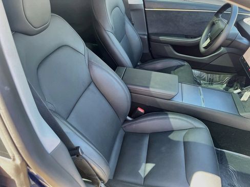 Used 2025 Tesla Model 3 Long Range AWD/4WD image 30