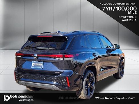 New 2026 Volkswagen Tiguan SE R-Line image 24