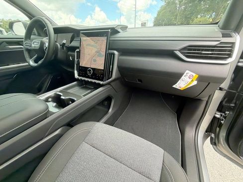 New 2026 GMC Acadia Elevation w/ Black Edition FWD image 33