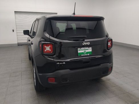Used 2023 Jeep Renegade Latitude AWD/4WD image 6